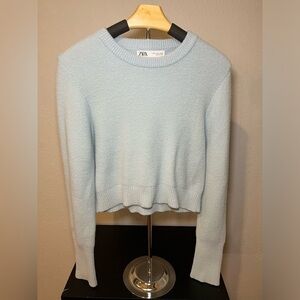 Zara Women’s crop Sweater light blue